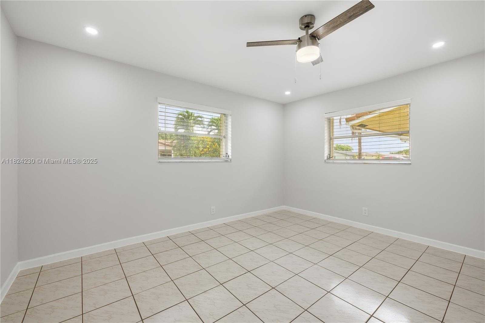 Small Image of 7312 NORTH WEST 58TH CT, Tamarac Number 20