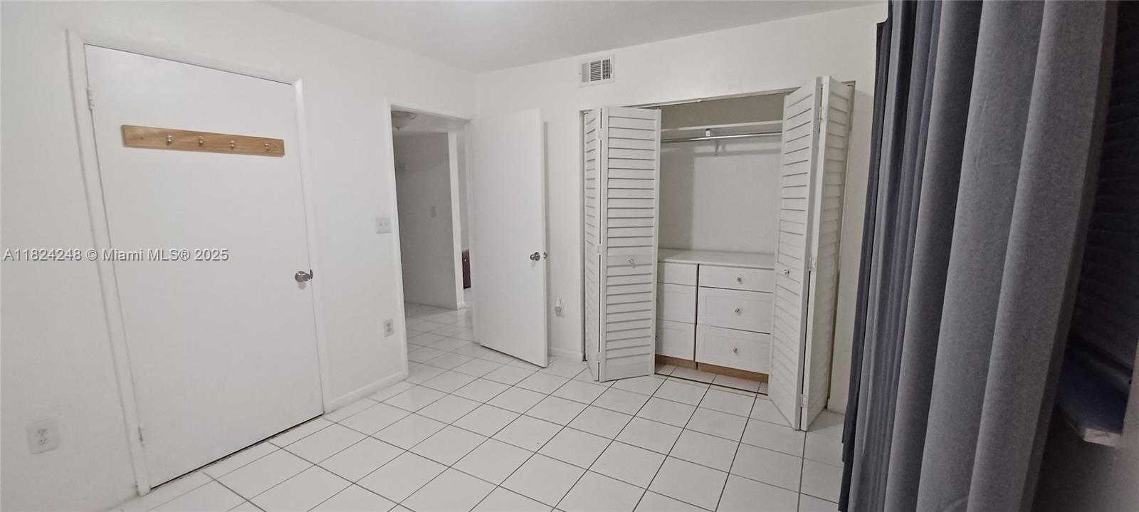 Small Image of 14905 SOUTH WEST 80TH ST #112, Miami Number 11