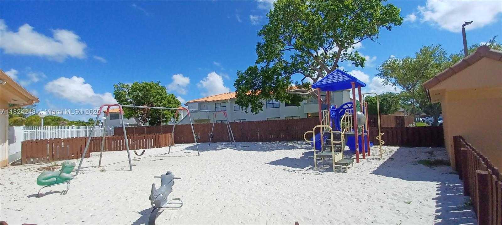 Small Image of 14905 SOUTH WEST 80TH ST #112, Miami Number 17