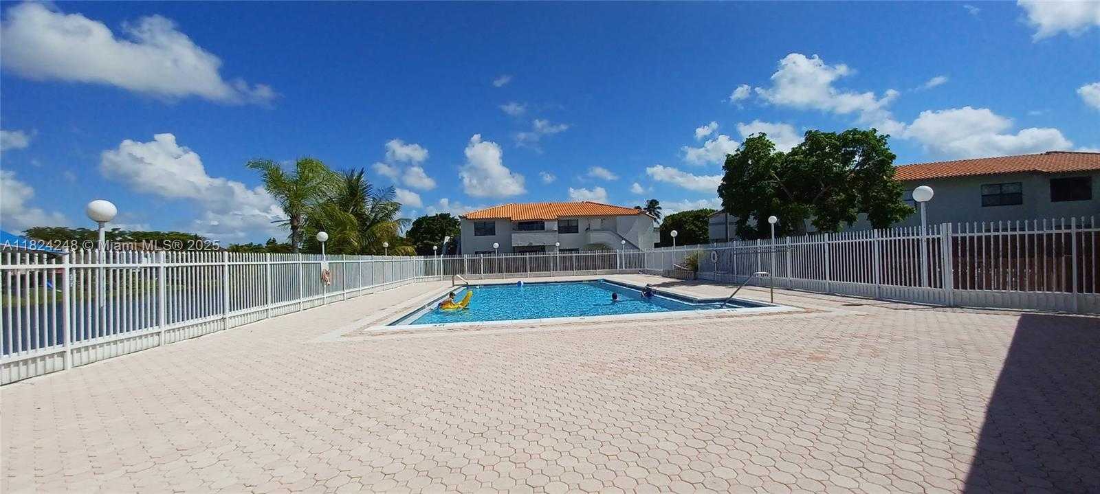 Small Image of 14905 SOUTH WEST 80TH ST #112, Miami Number 19