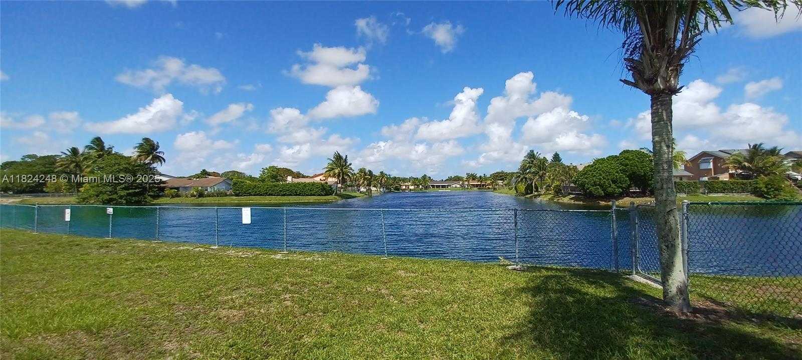 Small Image of 14905 SOUTH WEST 80TH ST #112, Miami Number 20