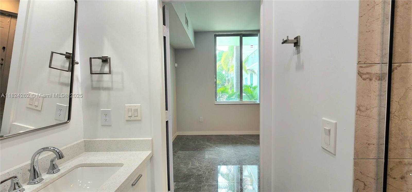 Small Image of 2146 VAN BUREN ST #403, Hollywood Number 18