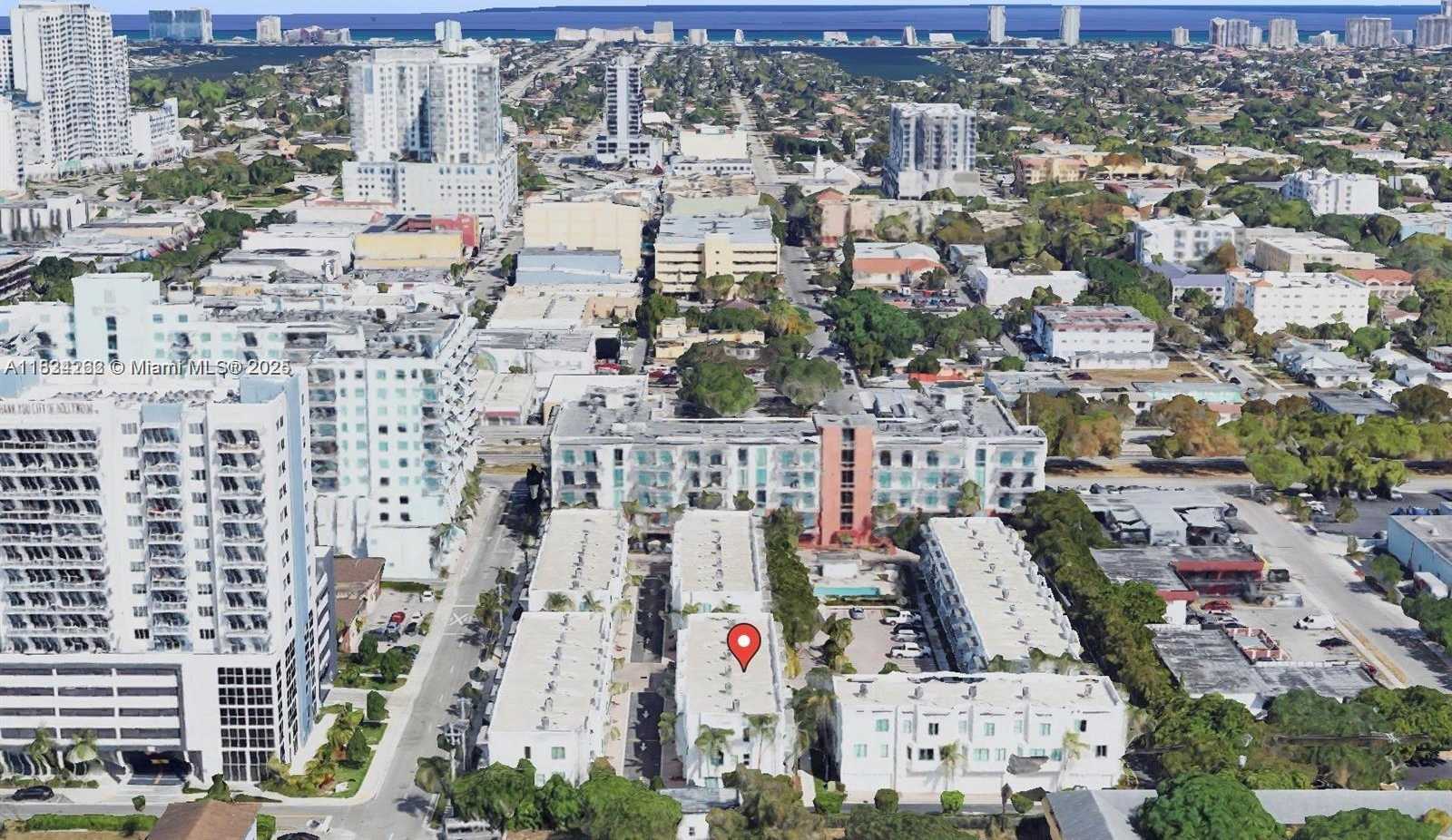 Small Image of 2146 VAN BUREN ST #403, Hollywood Number 25
