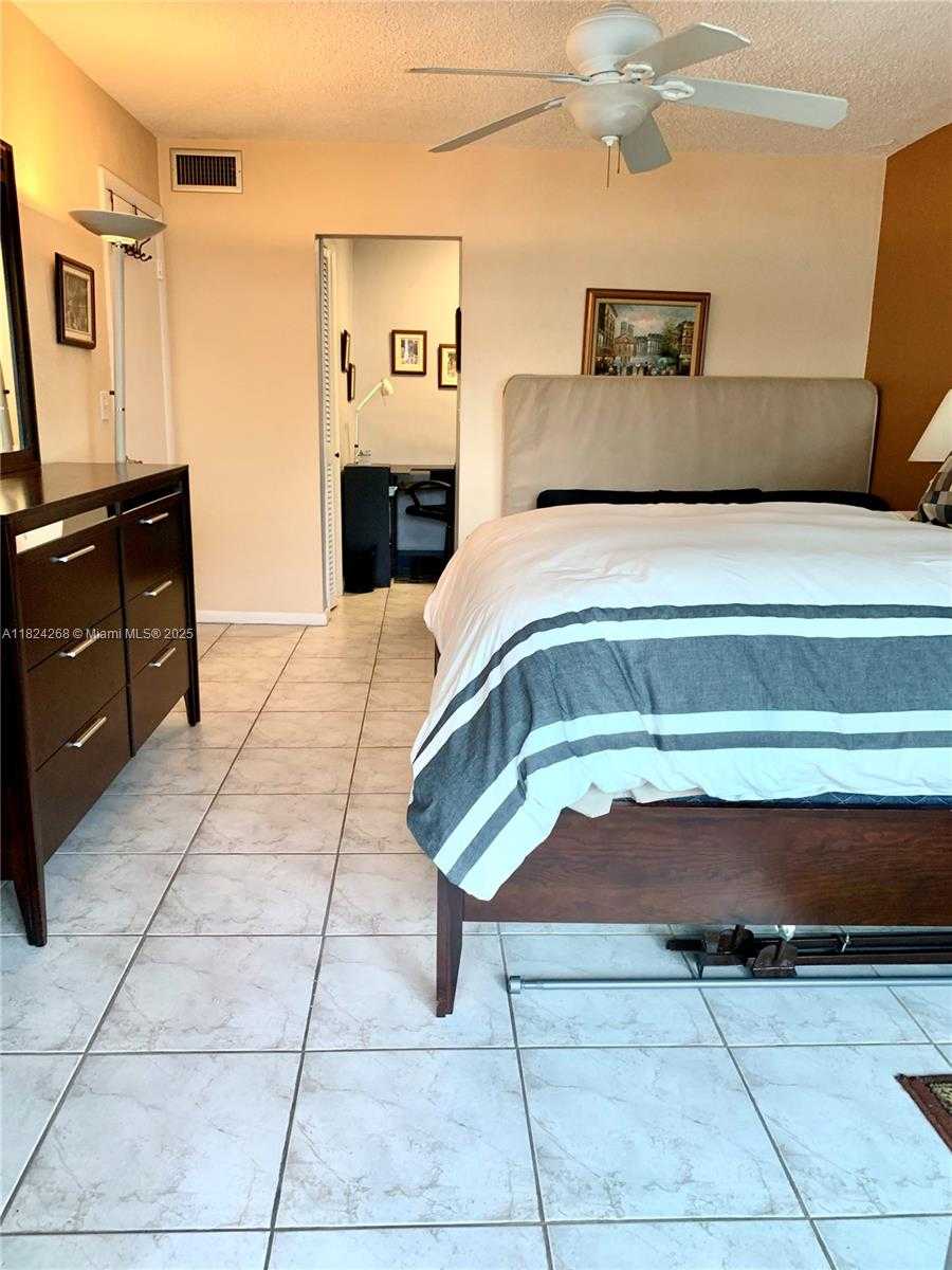 Small Image of 330 SOUTH EAST 2ND ST #103F, Hallandale Beach Number 14