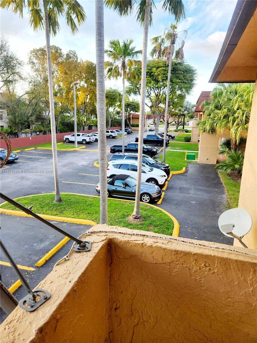 Small Image of 9962 SOUTH WEST 88TH ST #722-7, Miami Number 16