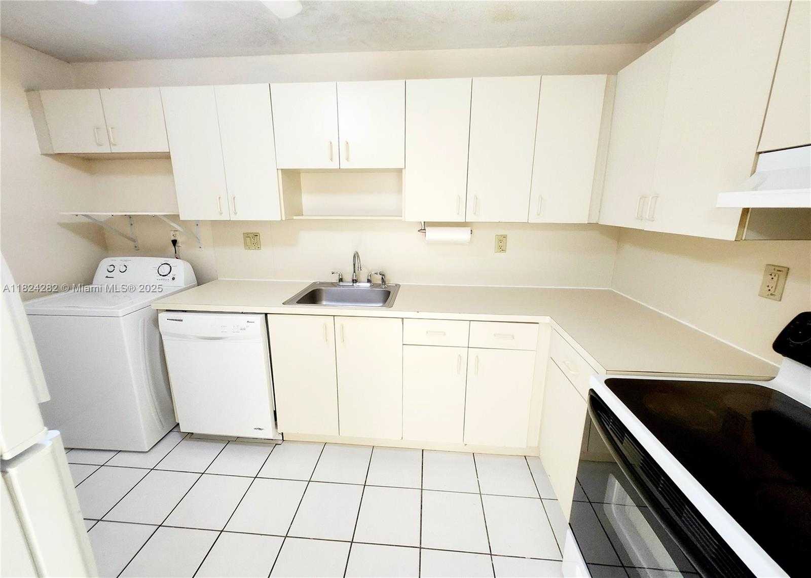 Small Image of 9962 SOUTH WEST 88TH ST #722-7, Miami Number 5