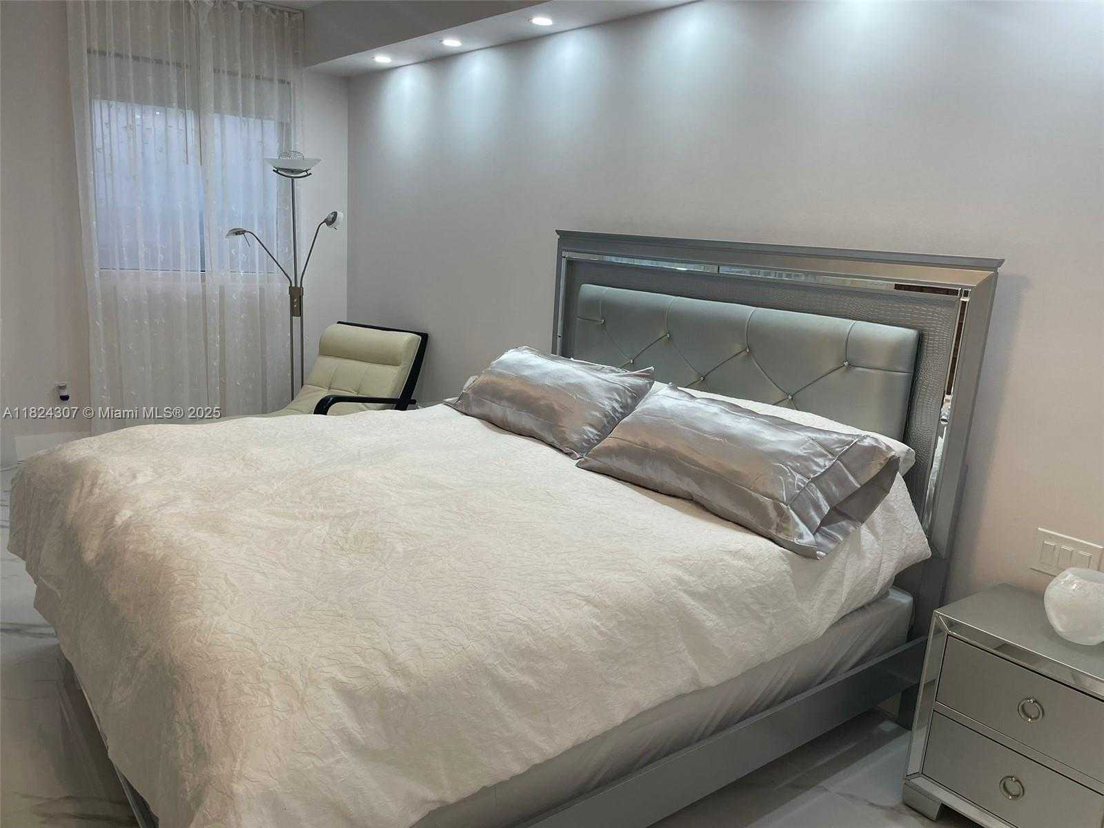 Small Image of 17875 COLLINS AVE #4102, Sunny Isles Beach Number 17
