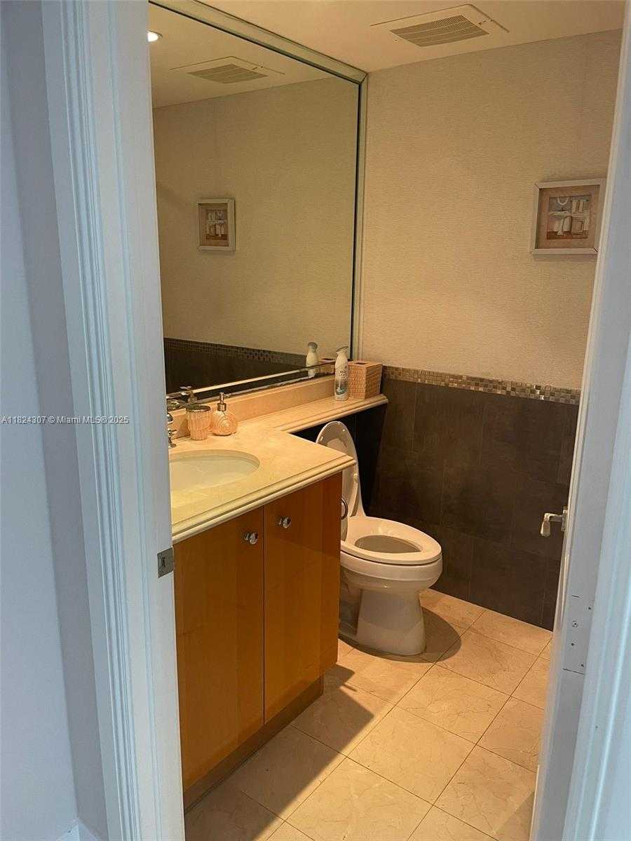 Small Image of 17875 COLLINS AVE #4102, Sunny Isles Beach Number 27