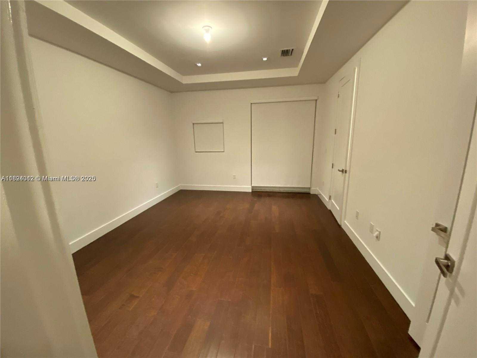 Small Image of 9181 NORTH WEST 33RD ST, Doral Number 16