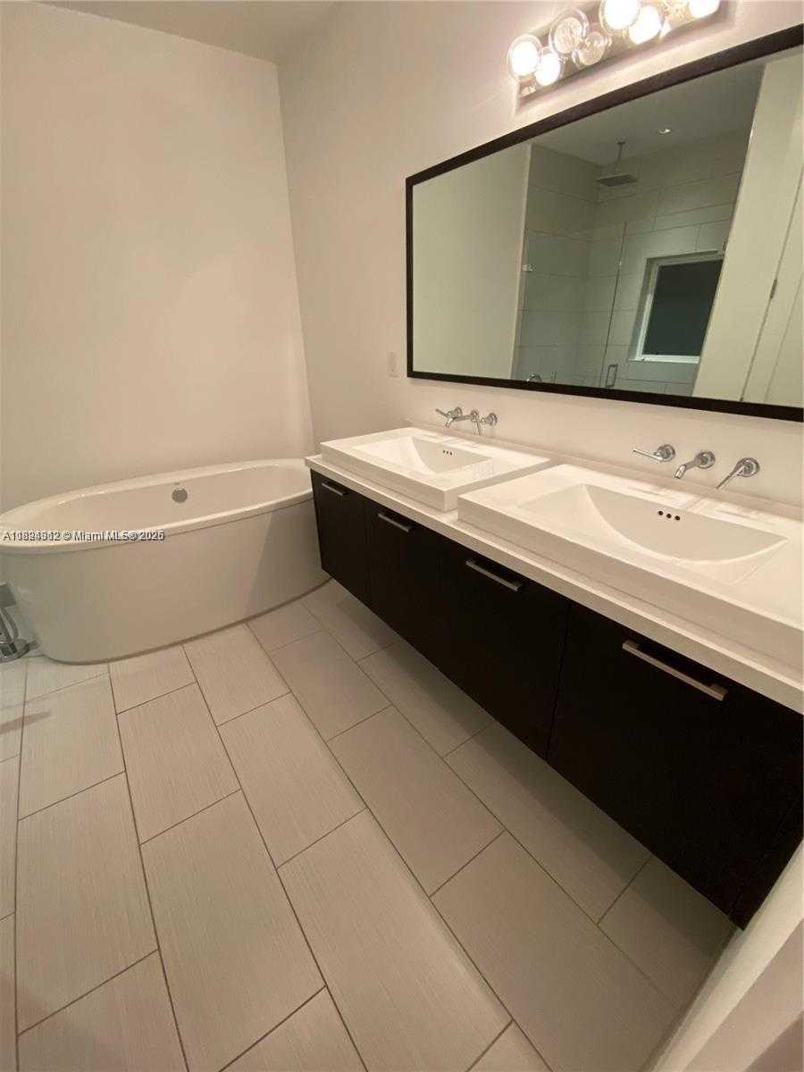 Small Image of 9181 NORTH WEST 33RD ST, Doral Number 18