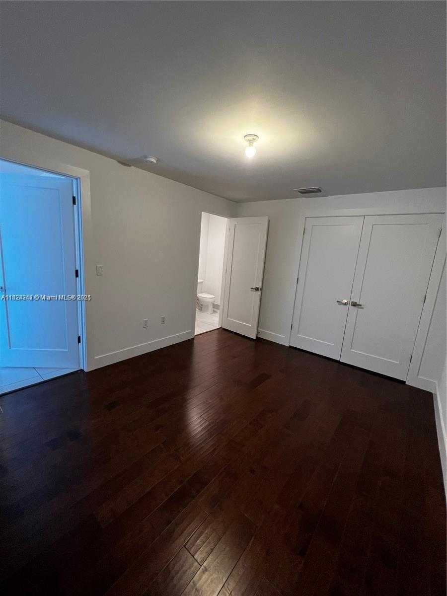 Small Image of 9181 NORTH WEST 33RD ST, Doral Number 40