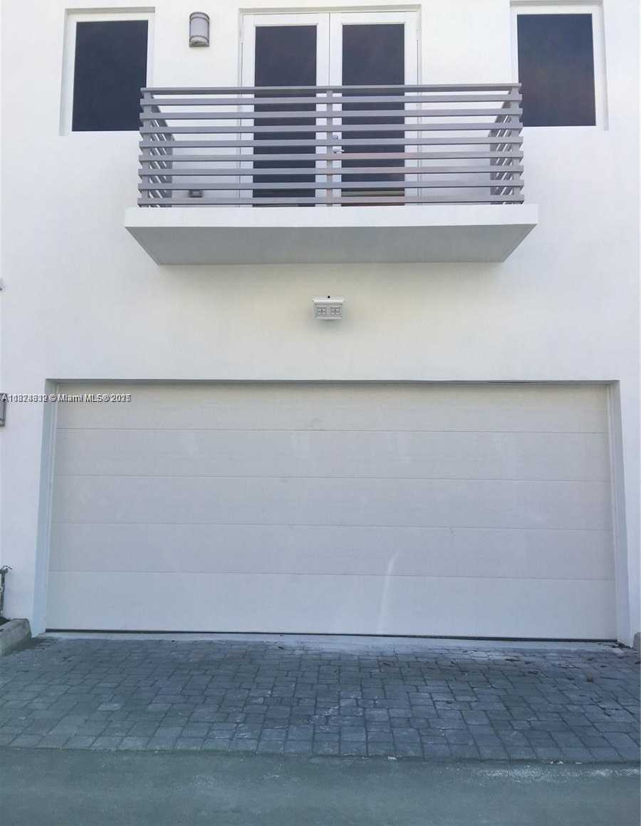 Small Image of 9181 NORTH WEST 33RD ST, Doral Number 6