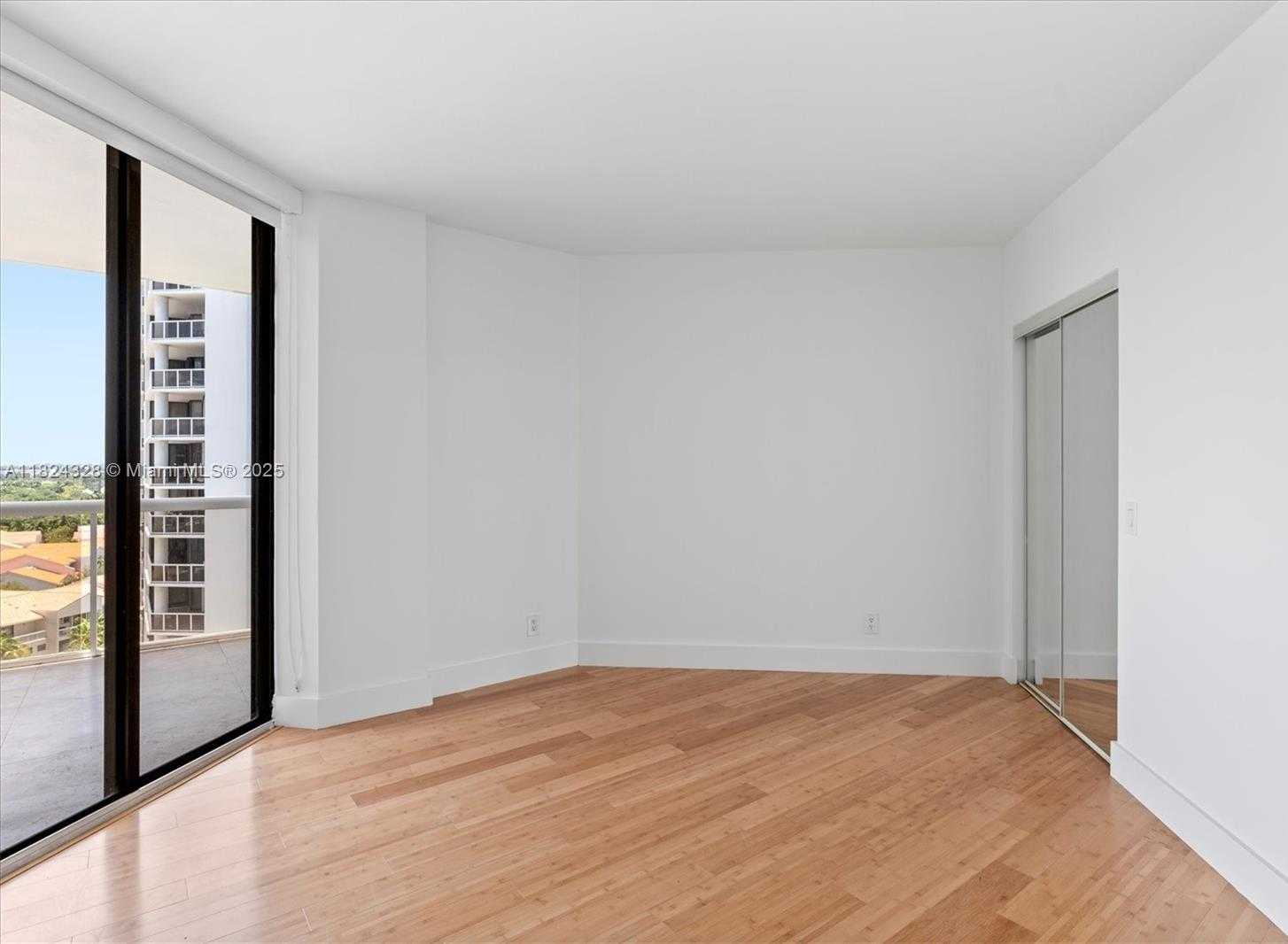 Small Image of 3610 YACHT CLUB DR #1116, Aventura Number 30