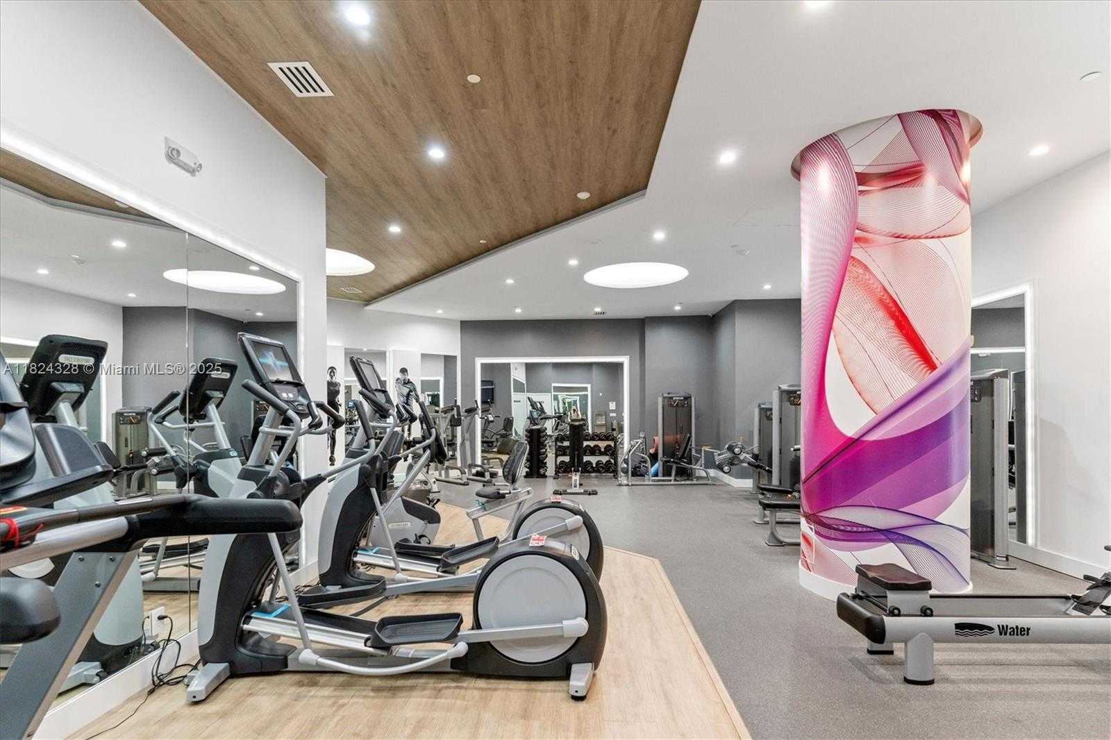 Small Image of 3610 YACHT CLUB DR #1116, Aventura Number 32