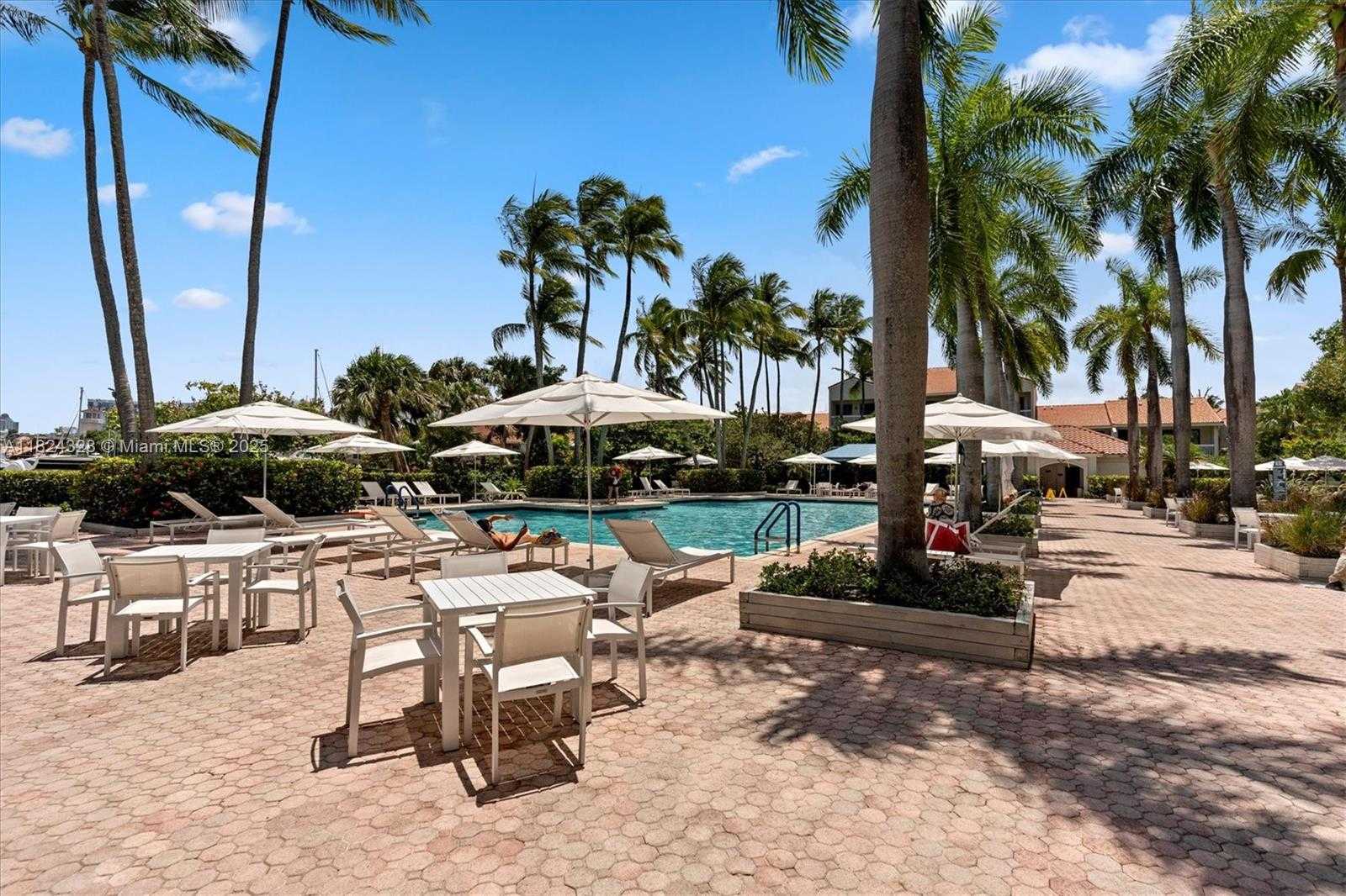 Small Image of 3610 YACHT CLUB DR #1116, Aventura Number 34