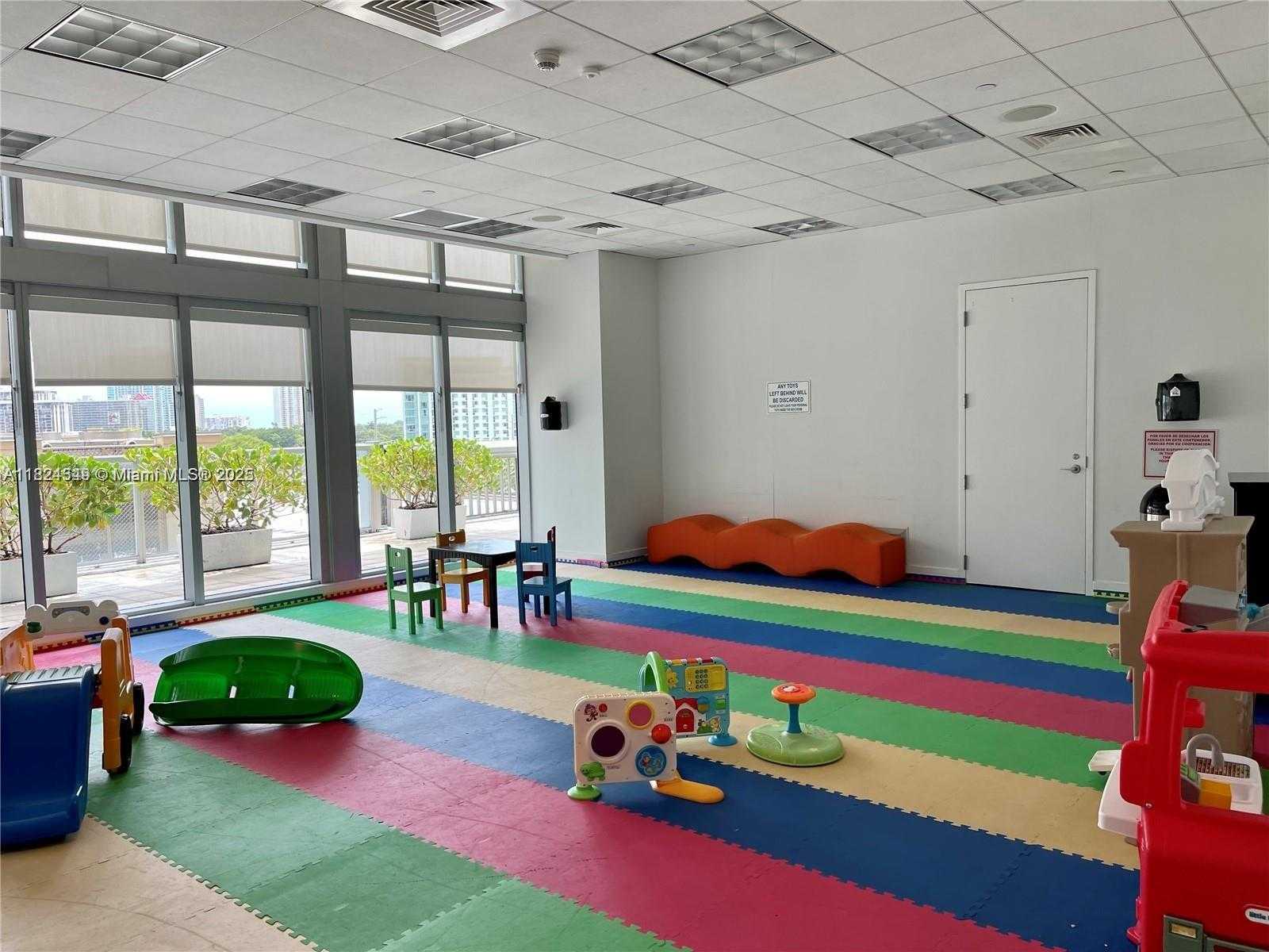 Small Image of 79 SOUTH WEST 12TH ST #1104-S, Miami Number 32