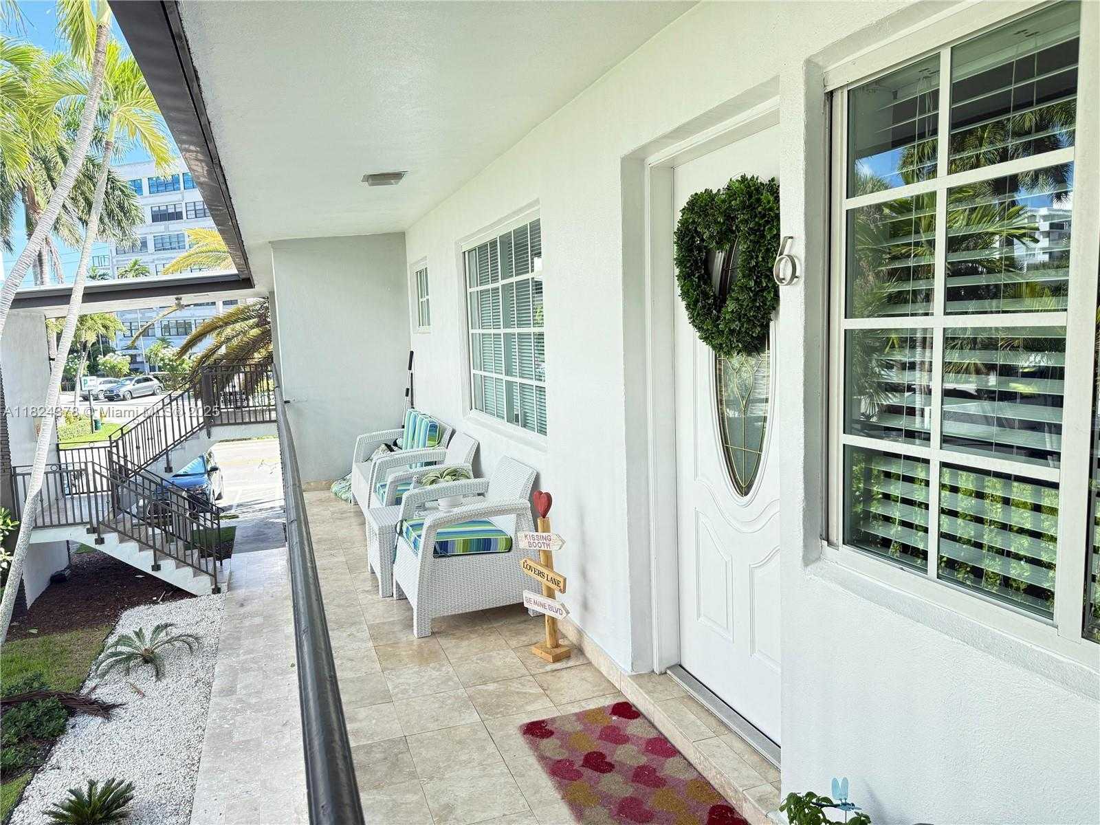 Small Image of 1135 92ND ST #202, Bay Harbor Islands Number 3