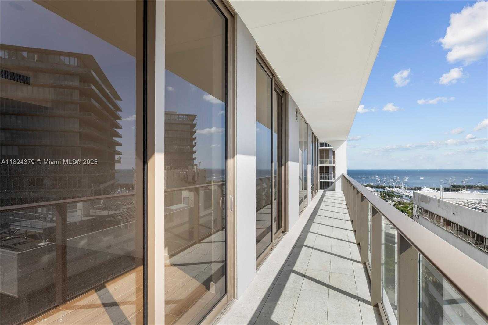 Small Image of 2678 TIGERTAIL AVE #1707, Miami Number 16