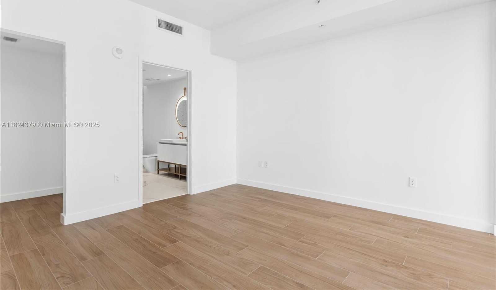 Small Image of 2678 TIGERTAIL AVE #1707, Miami Number 9