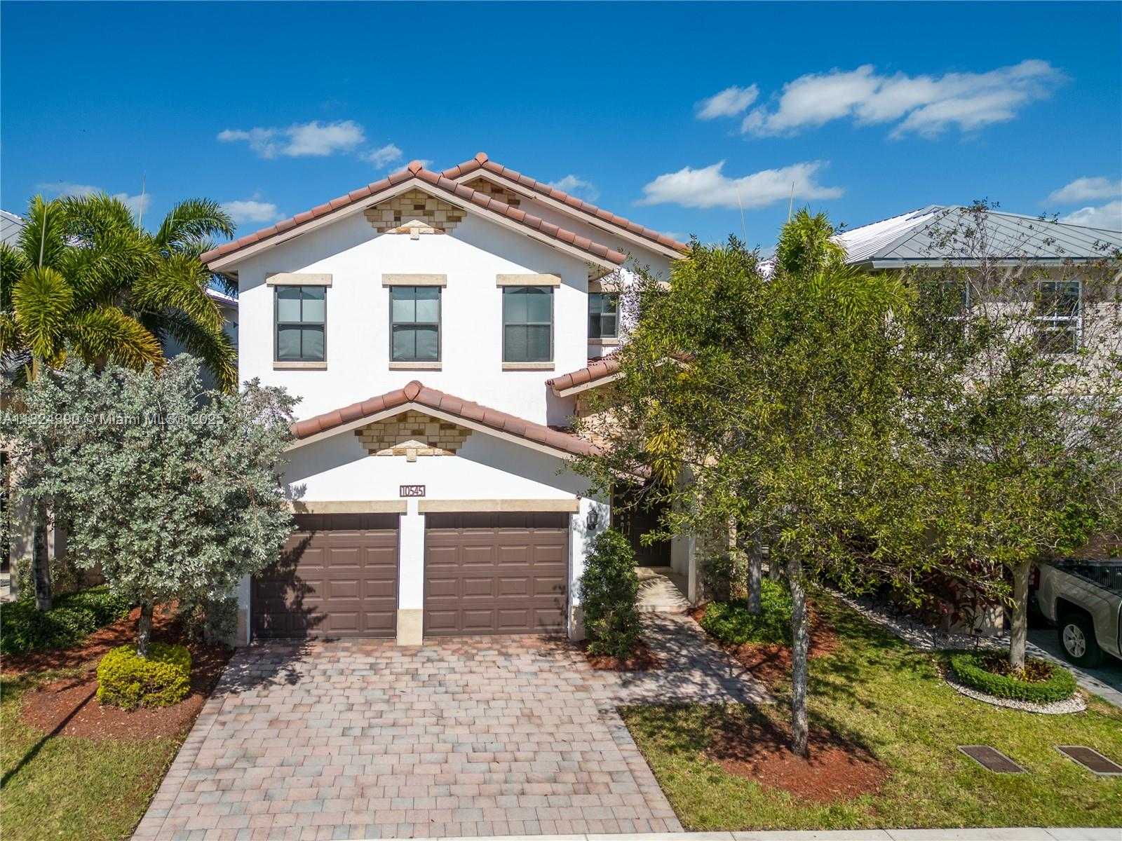 Small Image of 10545 NORTH WEST 69TH TER #10545, Doral Number 33