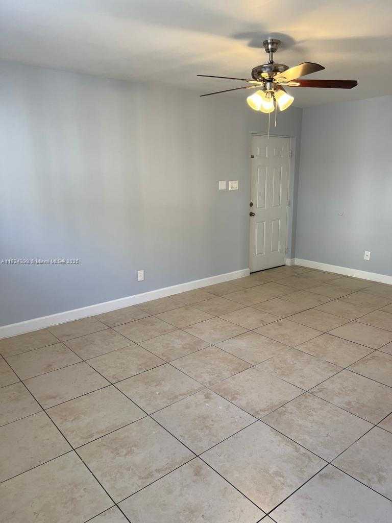 Small Image of 15295 SOUTH WEST 106TH LN #711, Miami Number 5
