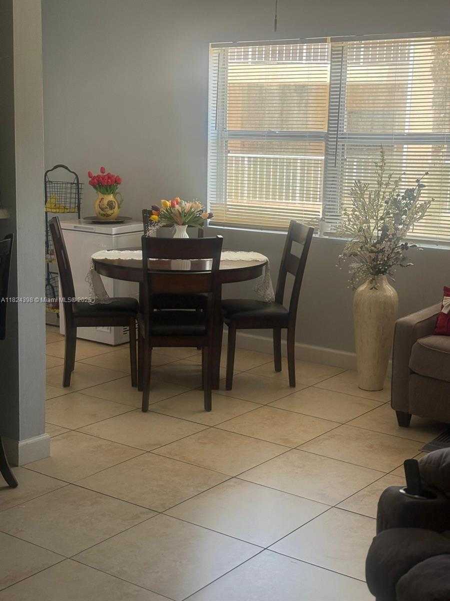 Small Image of 15295 SOUTH WEST 106TH LN #711, Miami Number 9