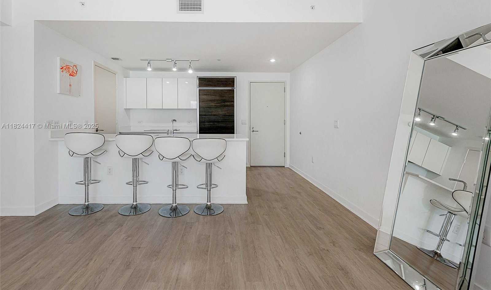 Small Image of 1100 SOUTH MIAMI AVE #1108, Miami Number 7