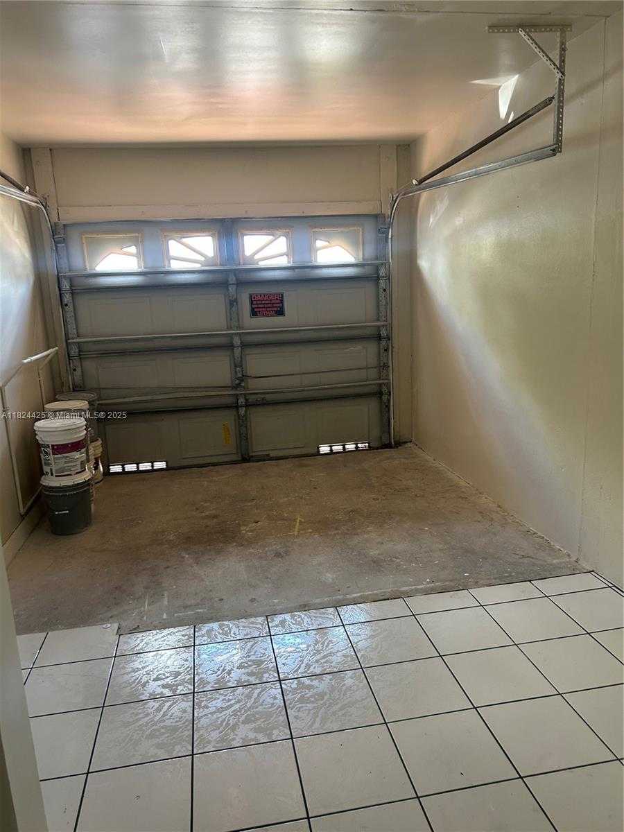 Small Image of 1107 NORTH WEST 132ND CT, Miami Number 14