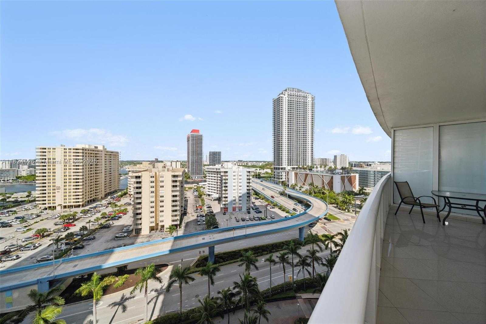 Small Image of 1800 SOUTH OCEAN DR #1406, Hallandale Beach Number 21