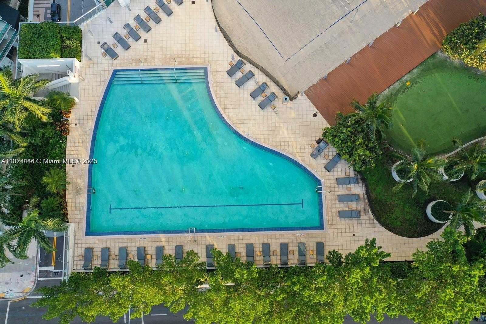 Small Image of 888 BISCAYNE BLVD #4007, Miami Number 20