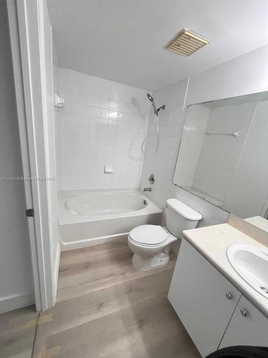 Small Image of 5077 NORTH WEST 7TH ST #1518, Miami Number 11