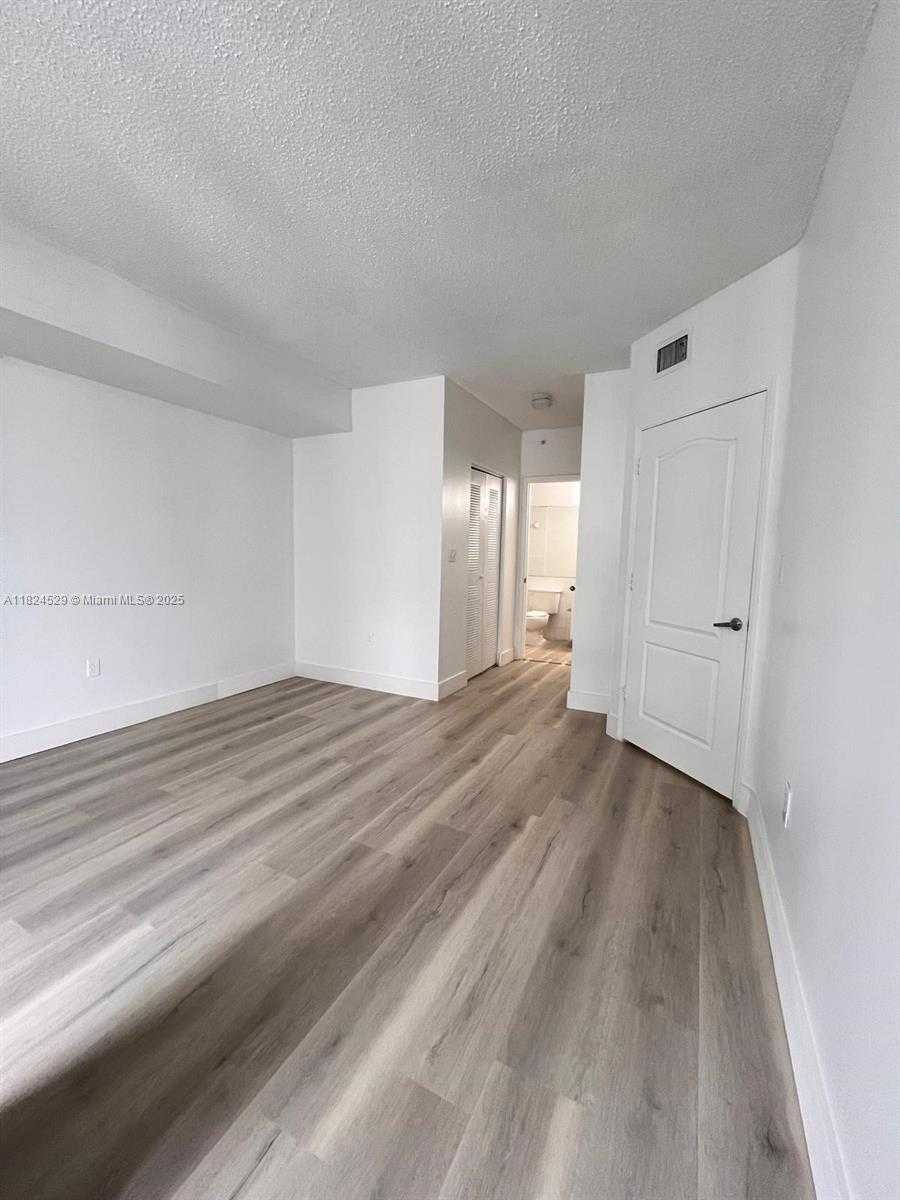 Small Image of 5077 NORTH WEST 7TH ST #1518, Miami Number 12