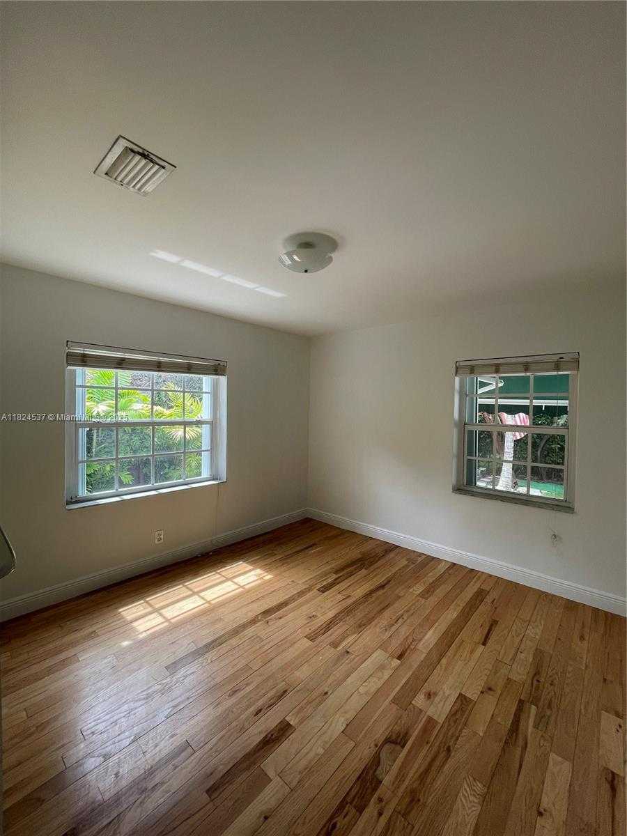 Small Image of 2280 SOUTH WEST 20TH ST #2280, Miami Number 11