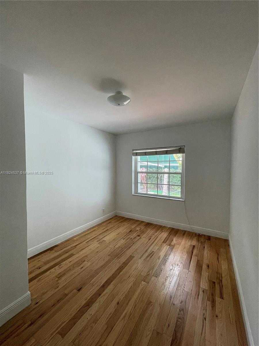 Small Image of 2280 SOUTH WEST 20TH ST #2280, Miami Number 14