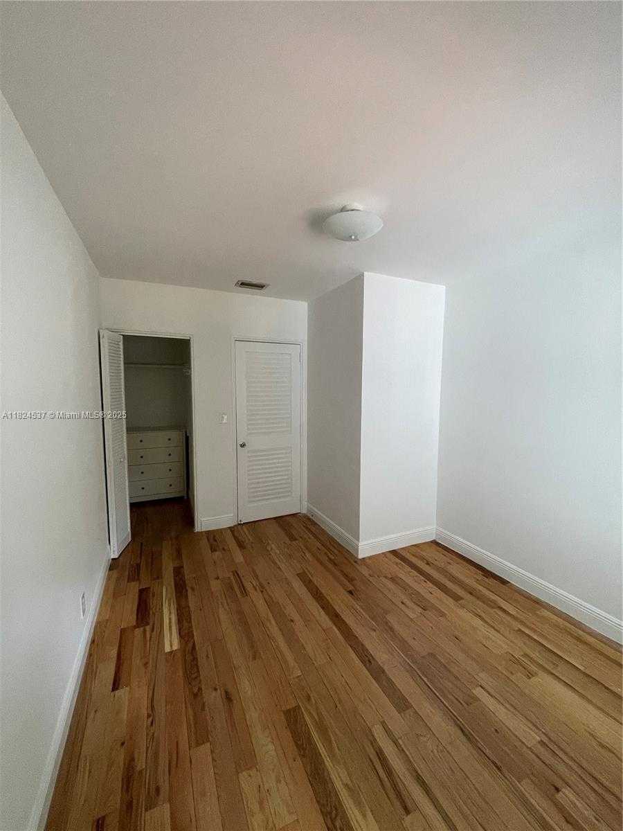 Small Image of 2280 SOUTH WEST 20TH ST #2280, Miami Number 15