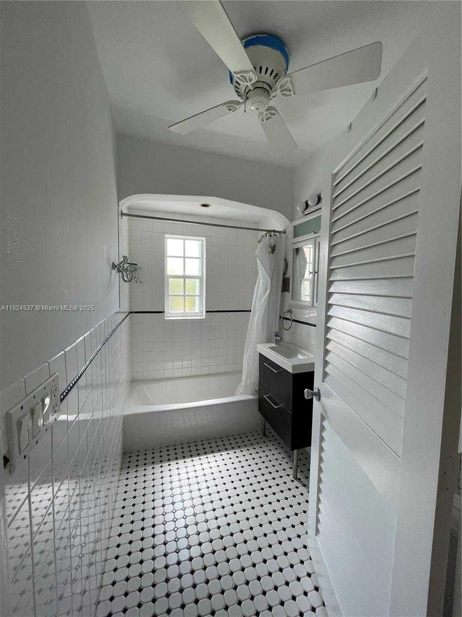 Small Image of 2280 SOUTH WEST 20TH ST #2280, Miami Number 19
