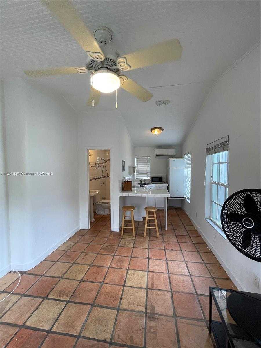 Small Image of 2280 SOUTH WEST 20TH ST #2280, Miami Number 29