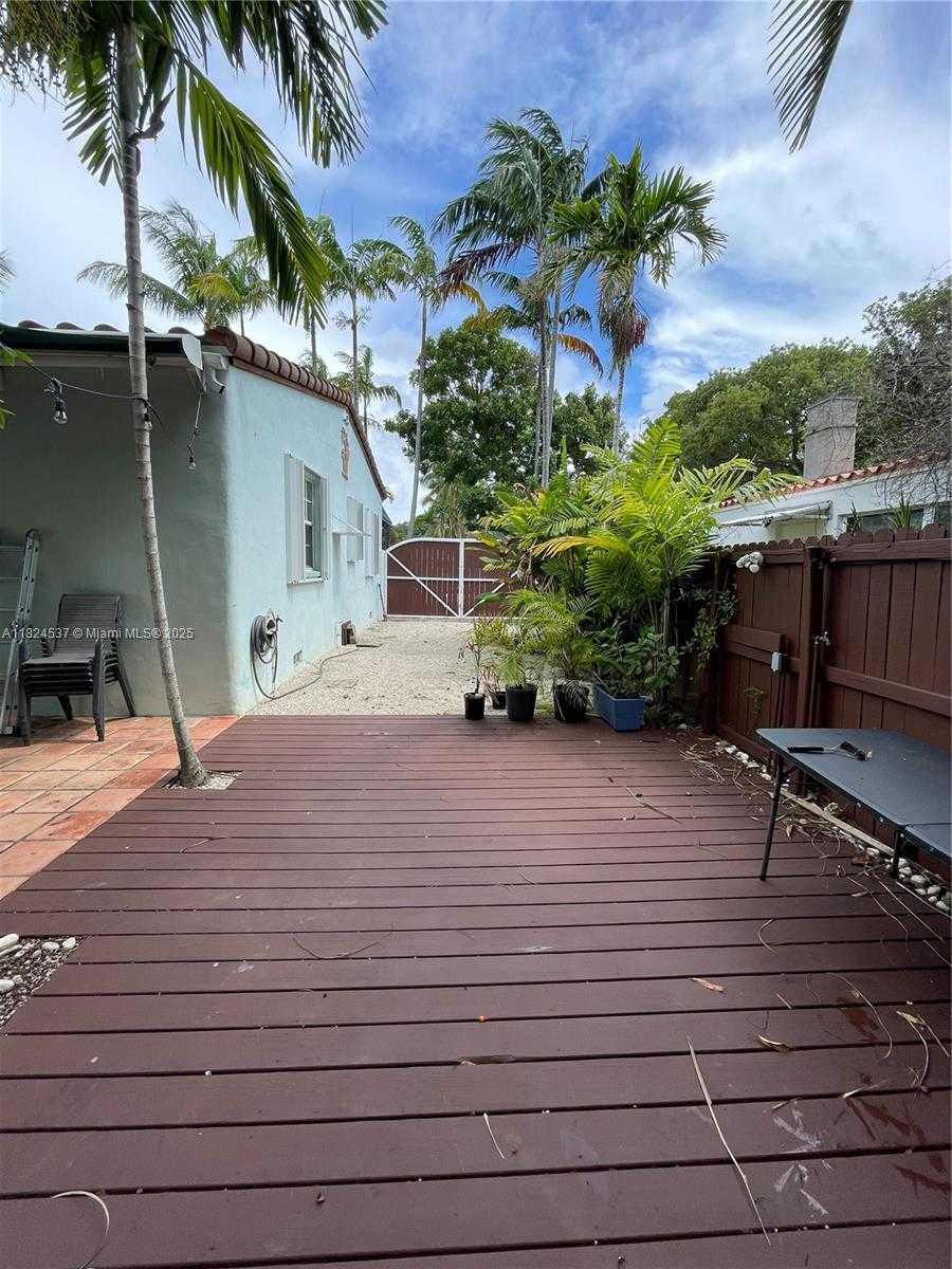 Small Image of 2280 SOUTH WEST 20TH ST #2280, Miami Number 33