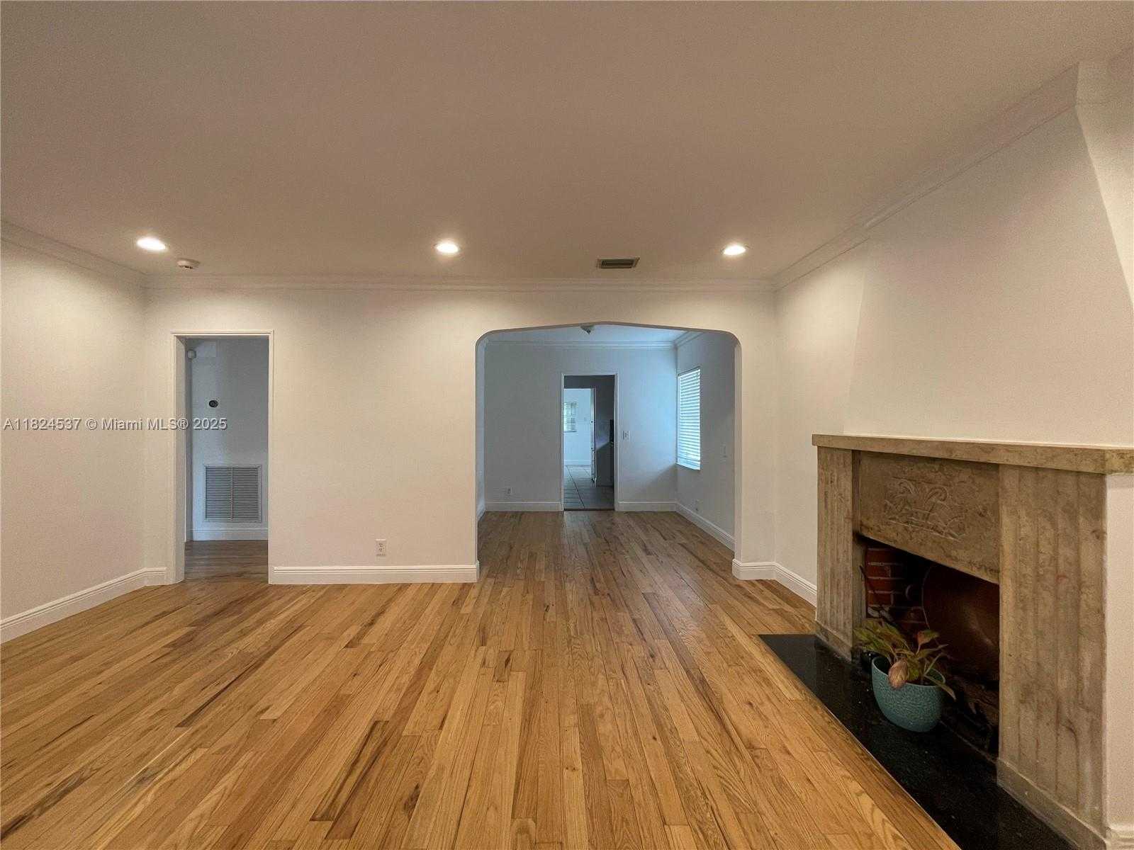 Small Image of 2280 SOUTH WEST 20TH ST #2280, Miami Number 6