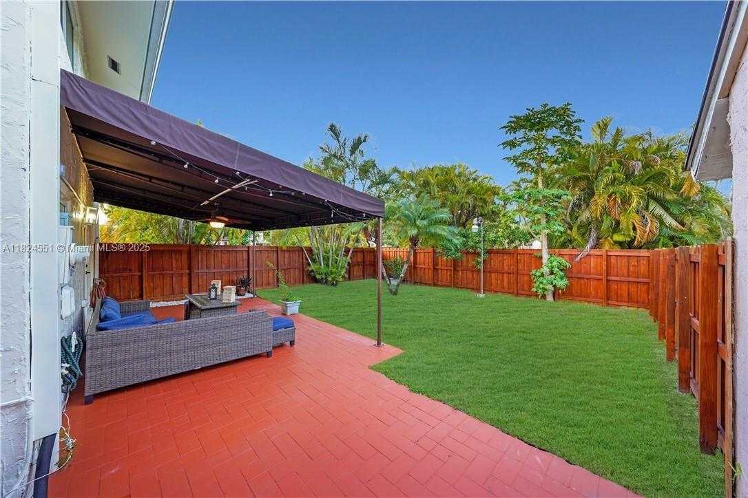 Small Image of 6863 SOUTH WEST 104TH CT, Miami Number 32