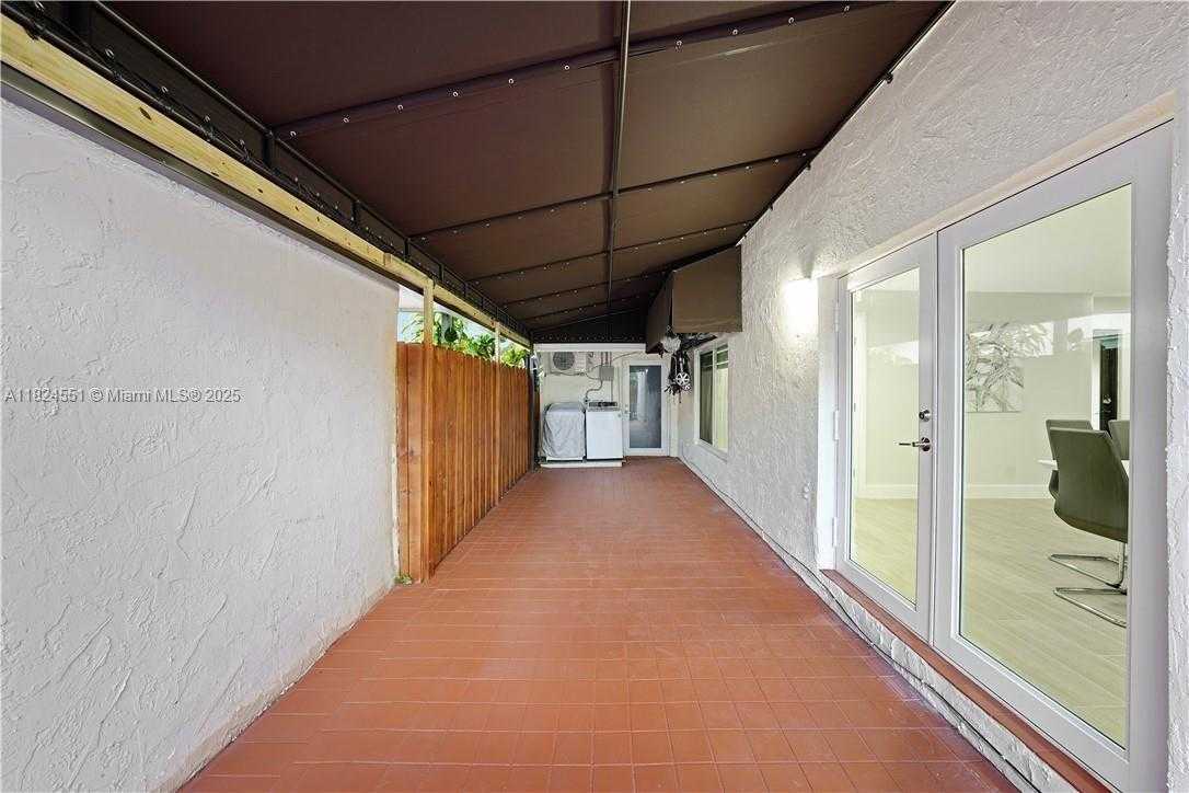 Small Image of 6863 SOUTH WEST 104TH CT, Miami Number 38