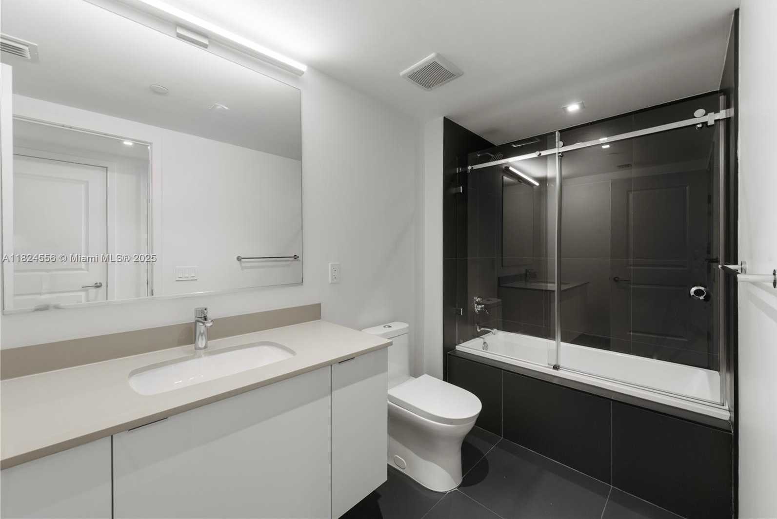Small Image of 1600 NORTH EAST 1ST AVE #3216, Miami Number 11