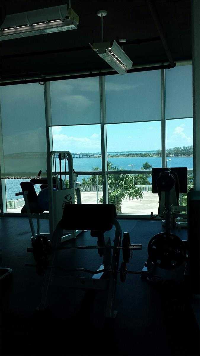 Small Image of 2101 BRICKELL AV #1905, Miami Number 18