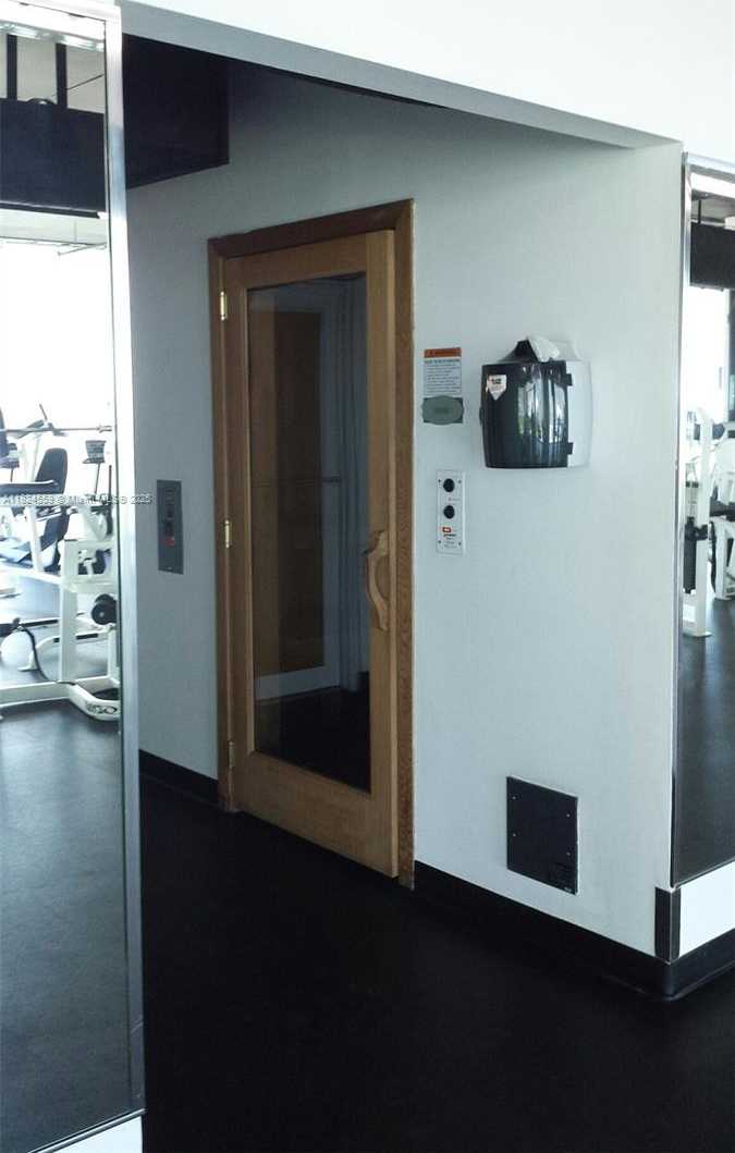 Small Image of 2101 BRICKELL AV #1905, Miami Number 19