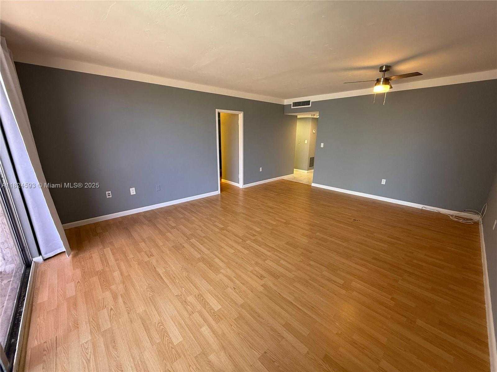 Small Image of 800 WEST AVE #714, Miami Beach Number 5