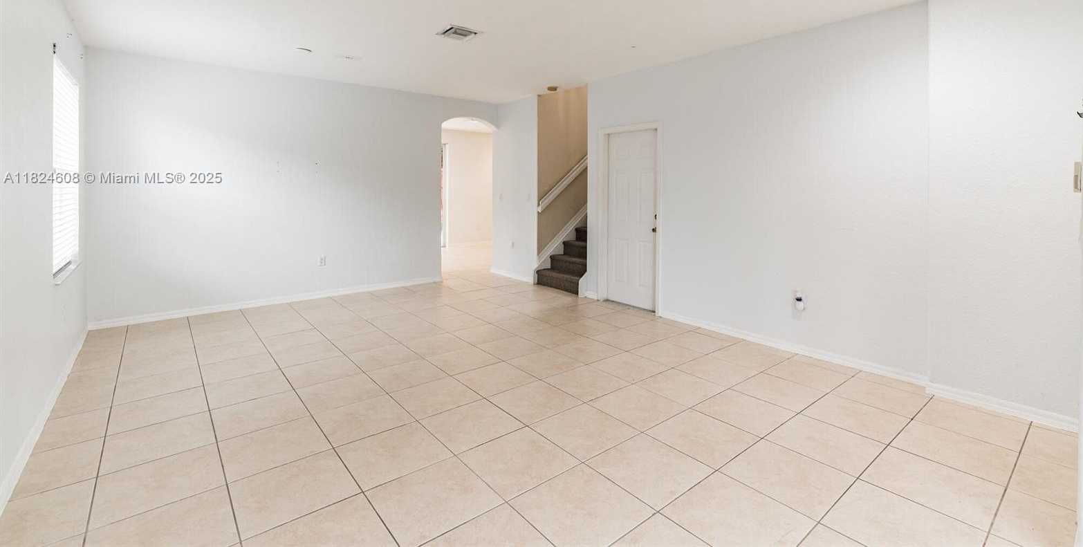 Small Image of 1596 SOUTH EAST 20TH RD, Homestead Number 4