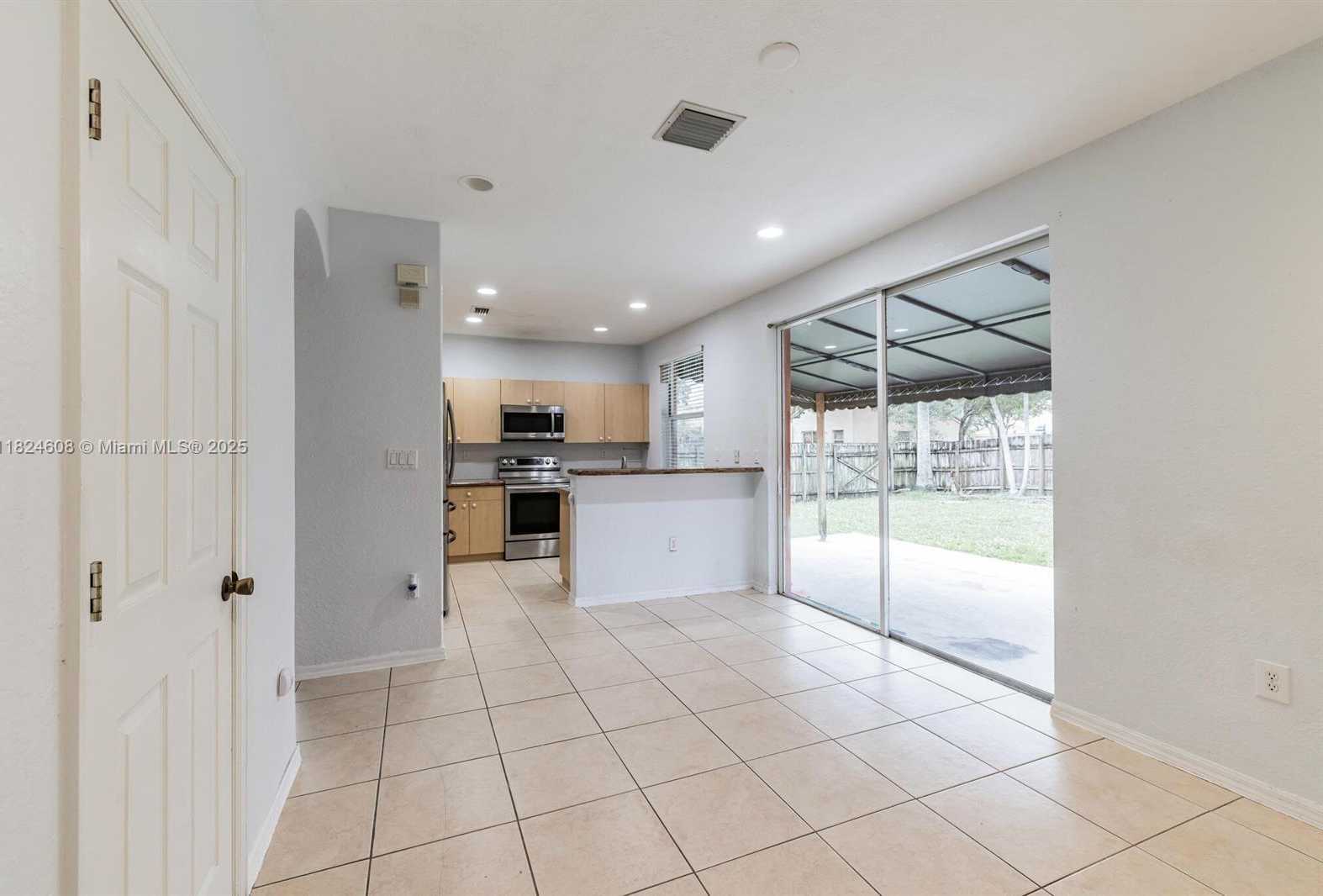 Small Image of 1596 SOUTH EAST 20TH RD, Homestead Number 5