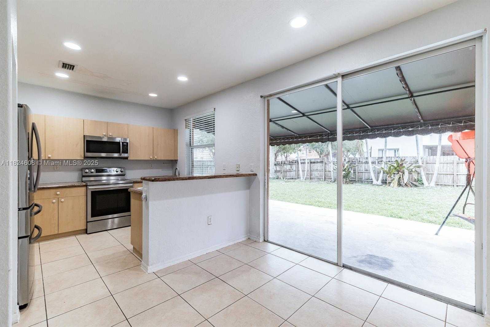 Small Image of 1596 SOUTH EAST 20TH RD, Homestead Number 8