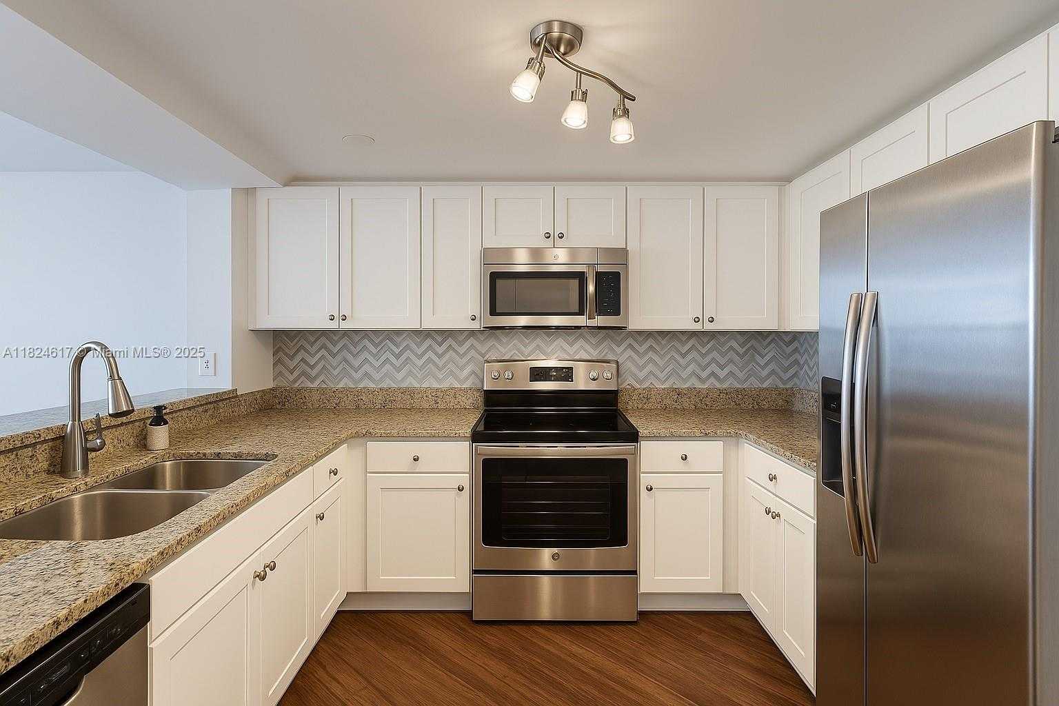 Small Image of 19501 WEST COUNTRY CLUB DR #2001, Aventura Number 5