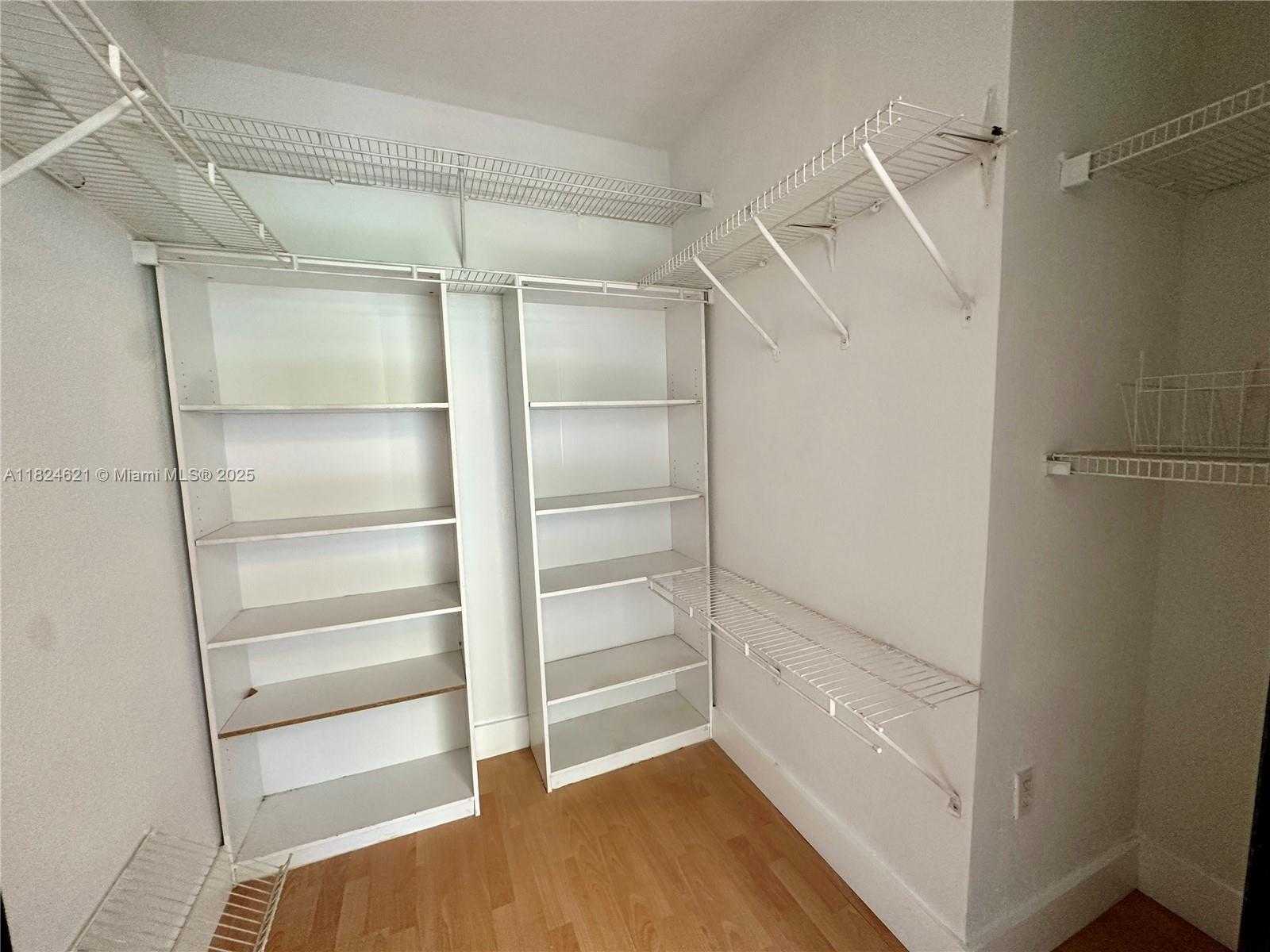 Small Image of 7701 NORTH KENDALL DR #327B, Miami Number 4